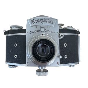 Exakta V Ihagee 35mm Camera w/ Zeiss Tessar 50mm f3.5 & Leather Case